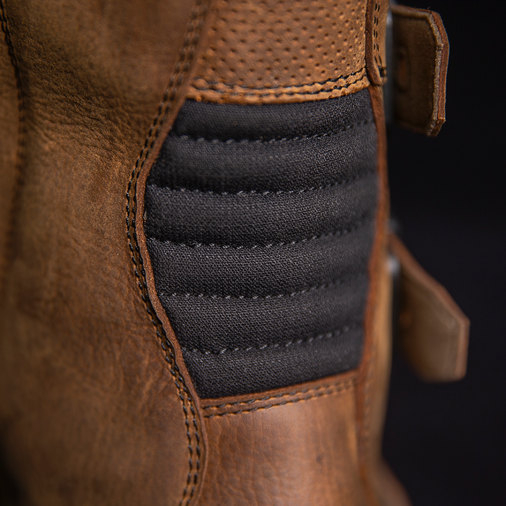 ICON Elsinore 2 Boots